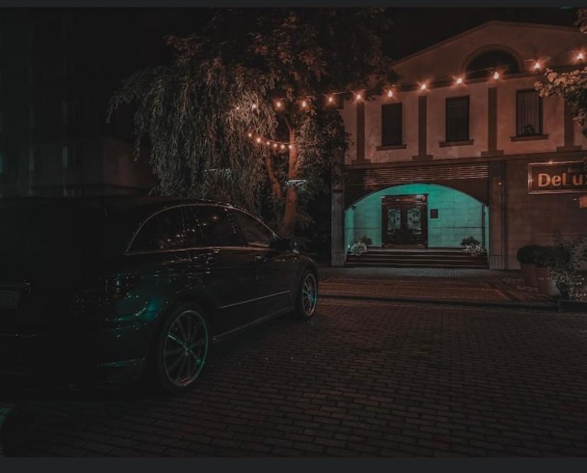 Boutique Hotel Deluxe Kamjanets-Podilsky Buitenkant foto