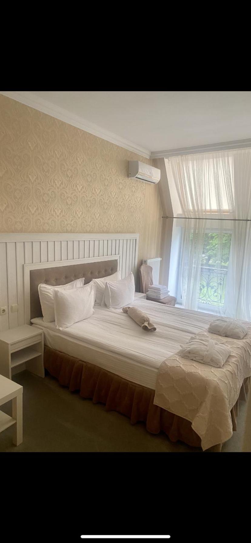 Boutique Hotel Deluxe Kamjanets-Podilsky Buitenkant foto